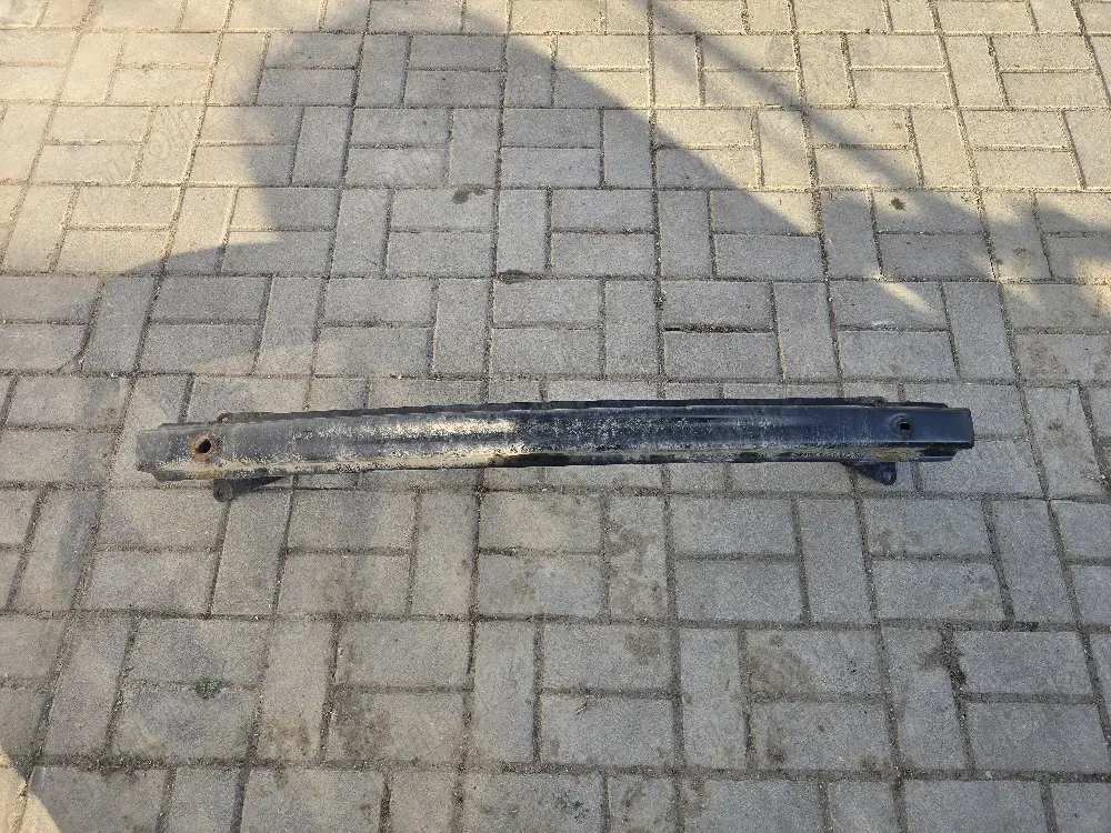 armatura bara spate touran 