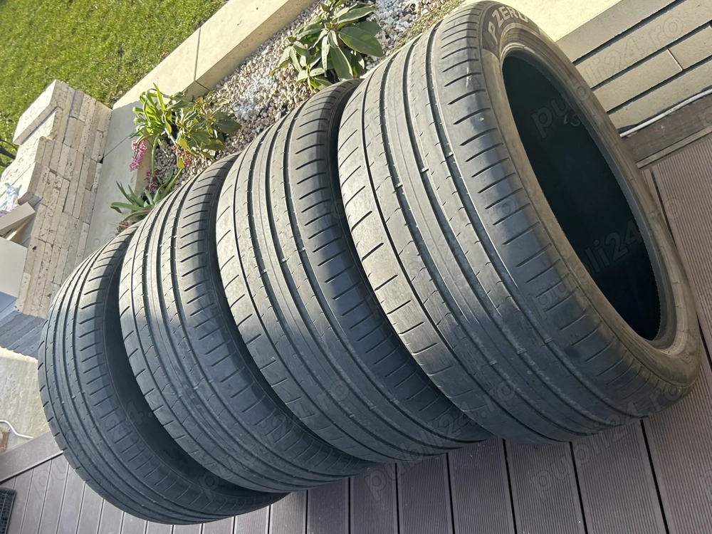 Pirelli P Zero Rosso 285/40/21 109Y