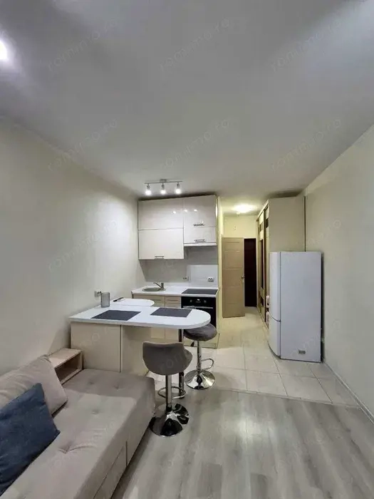 Garsonieră de închiriat   Zona Mosilor