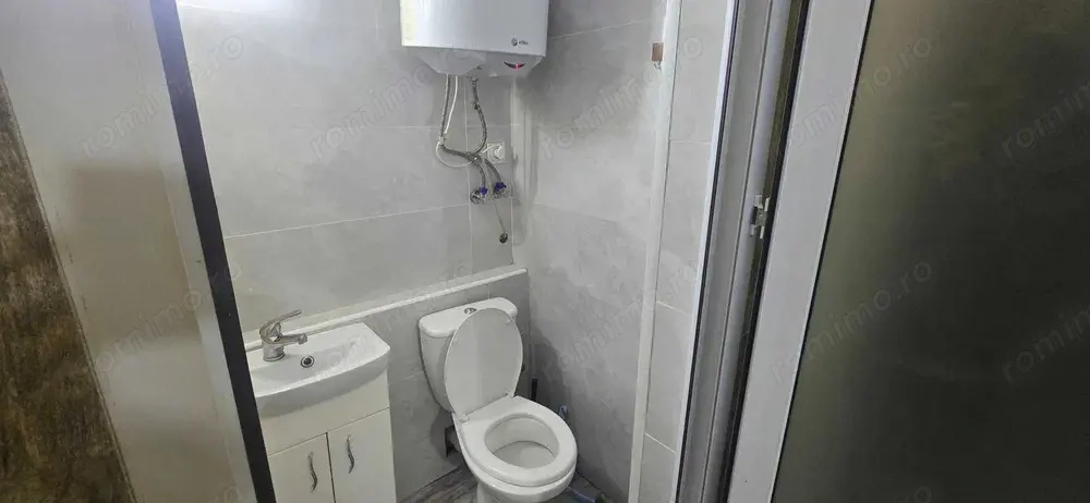 Garsoniera zona Oltenitei