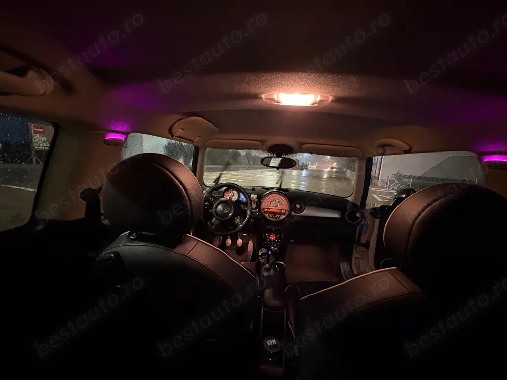 se vinde mini cooper 2012