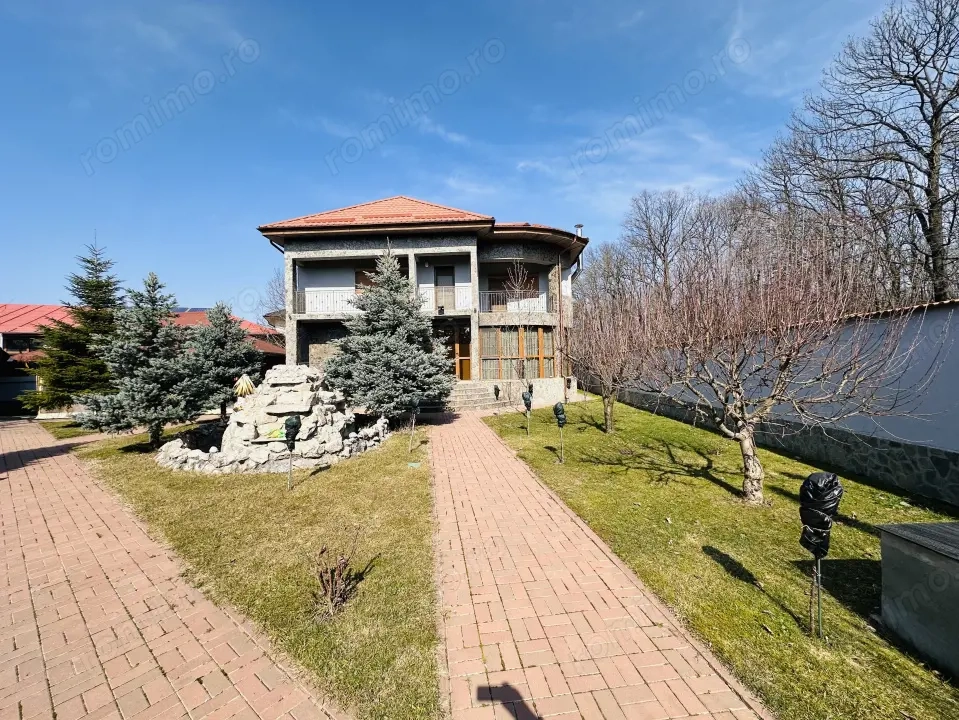 Vila superba, padure Rosu, 1000 mp teren, 310 mp construiti, Chiajna