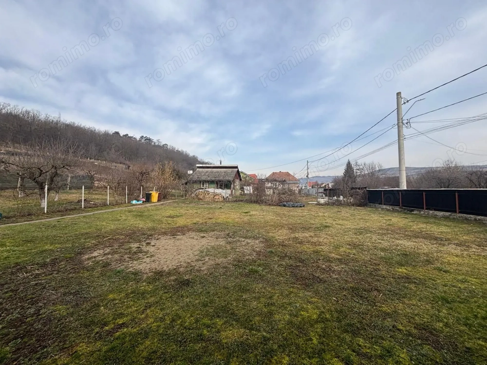 Teren intravilan 1.100 mp, spre vanzare, in cart. Unirii