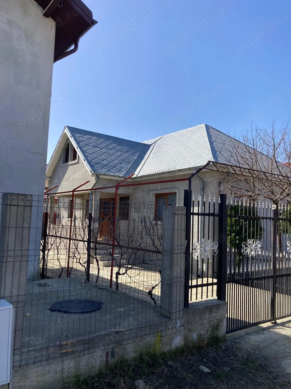Casa de vânzare Capatanesti com Mărăcineni 