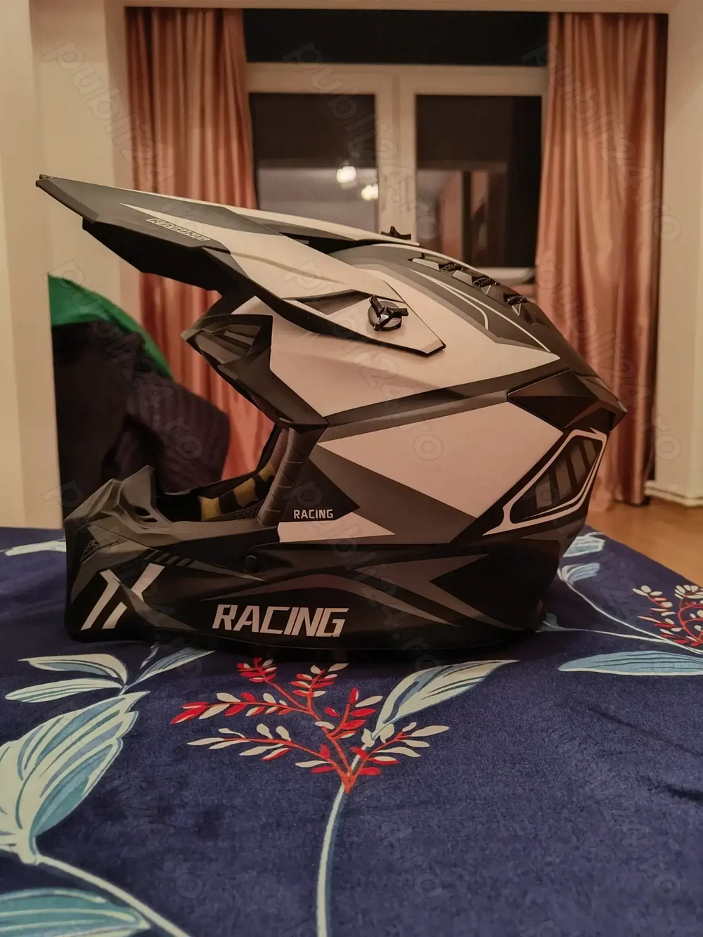 Cască Moto SILVIS M (55-56)   stare excelentă