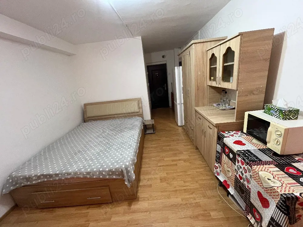 vand  garsoniera