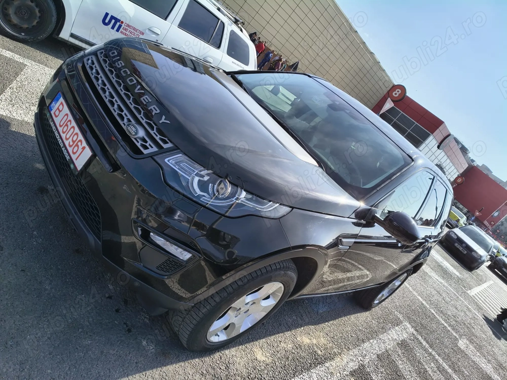 Land Rover Discovery Sport 2.0 TD4 SE - Tracțiune integrală - Diesel - Manuală - 150 CP