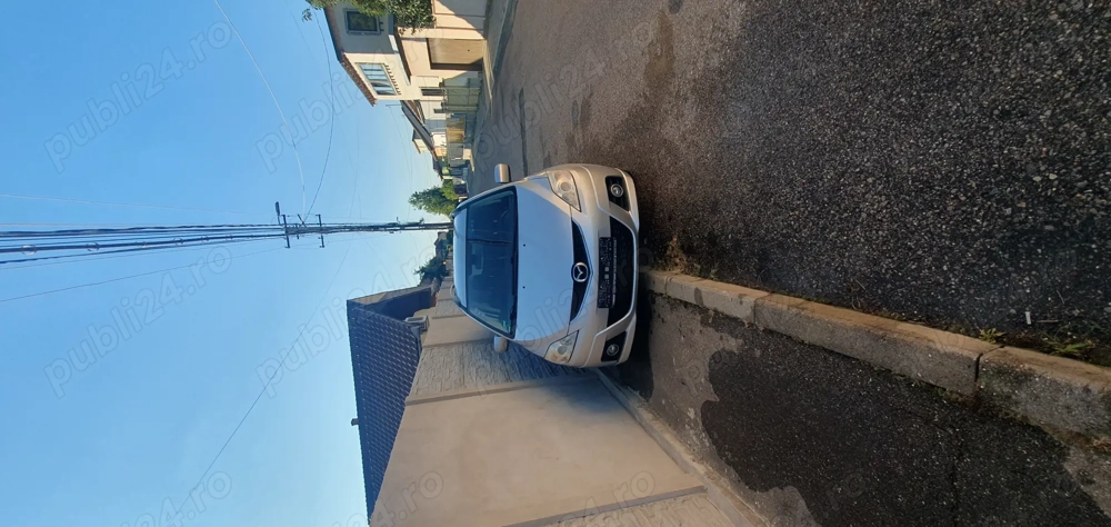 Vând Mazda5,7 locuri