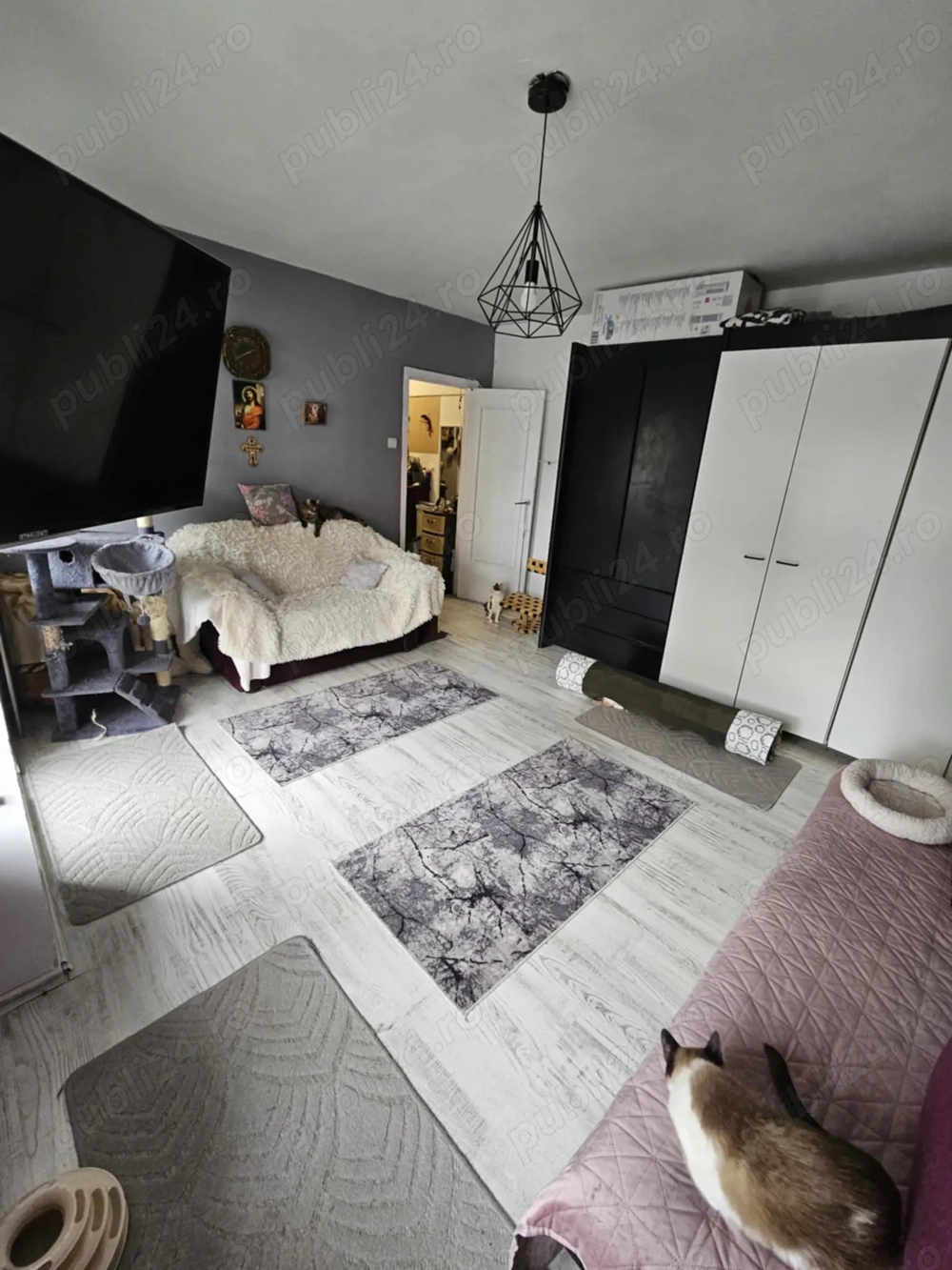 Vand garsoniera zona Promenada Mall