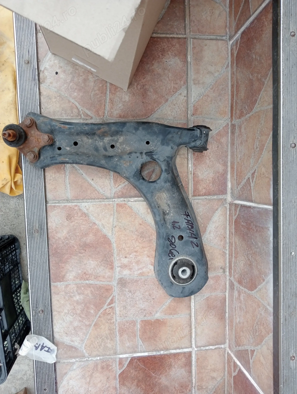 Bascula stanga față Fabia 2