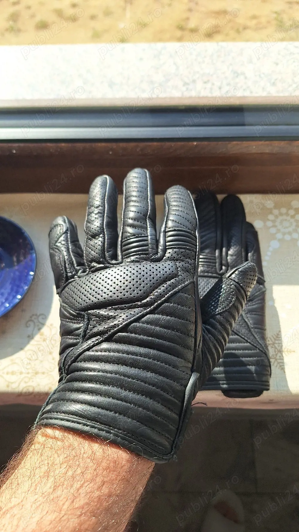 Manusi moto din piele