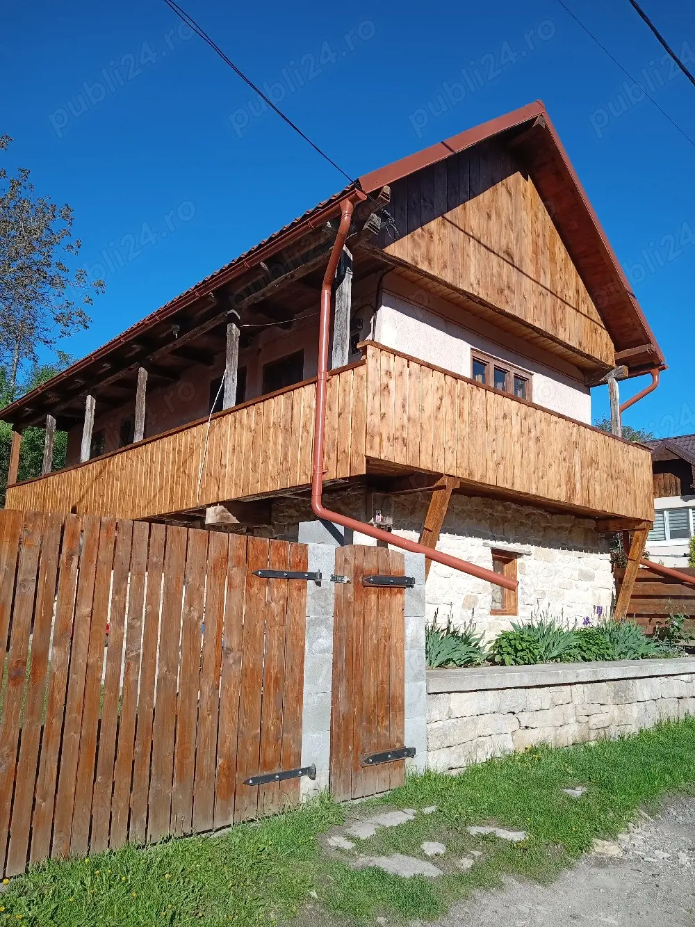 Casă de vanzare