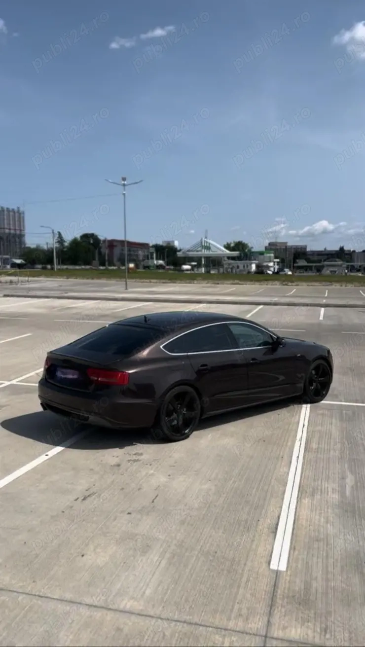 Vând Audi A5 S-line 
