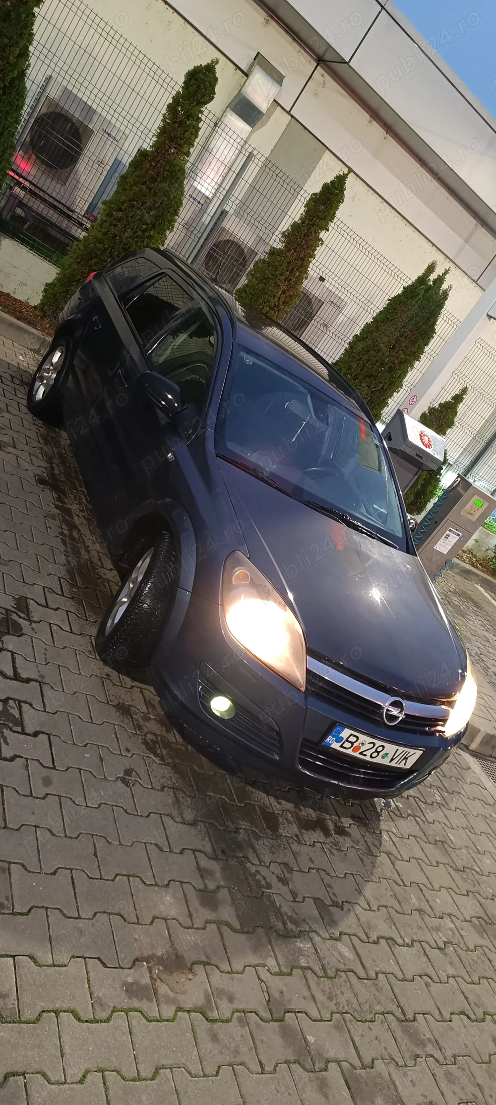 Vând Opel Astra h 1.4 benzina GPL