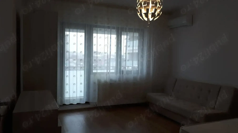 Inchiriere garsoniera decomandata langa Parcul Carol