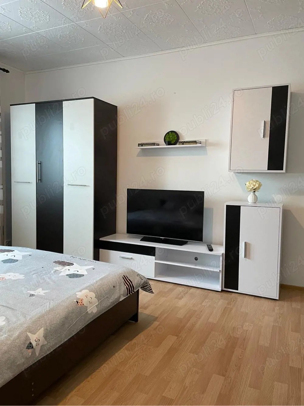 Gray apartment regim hotelier