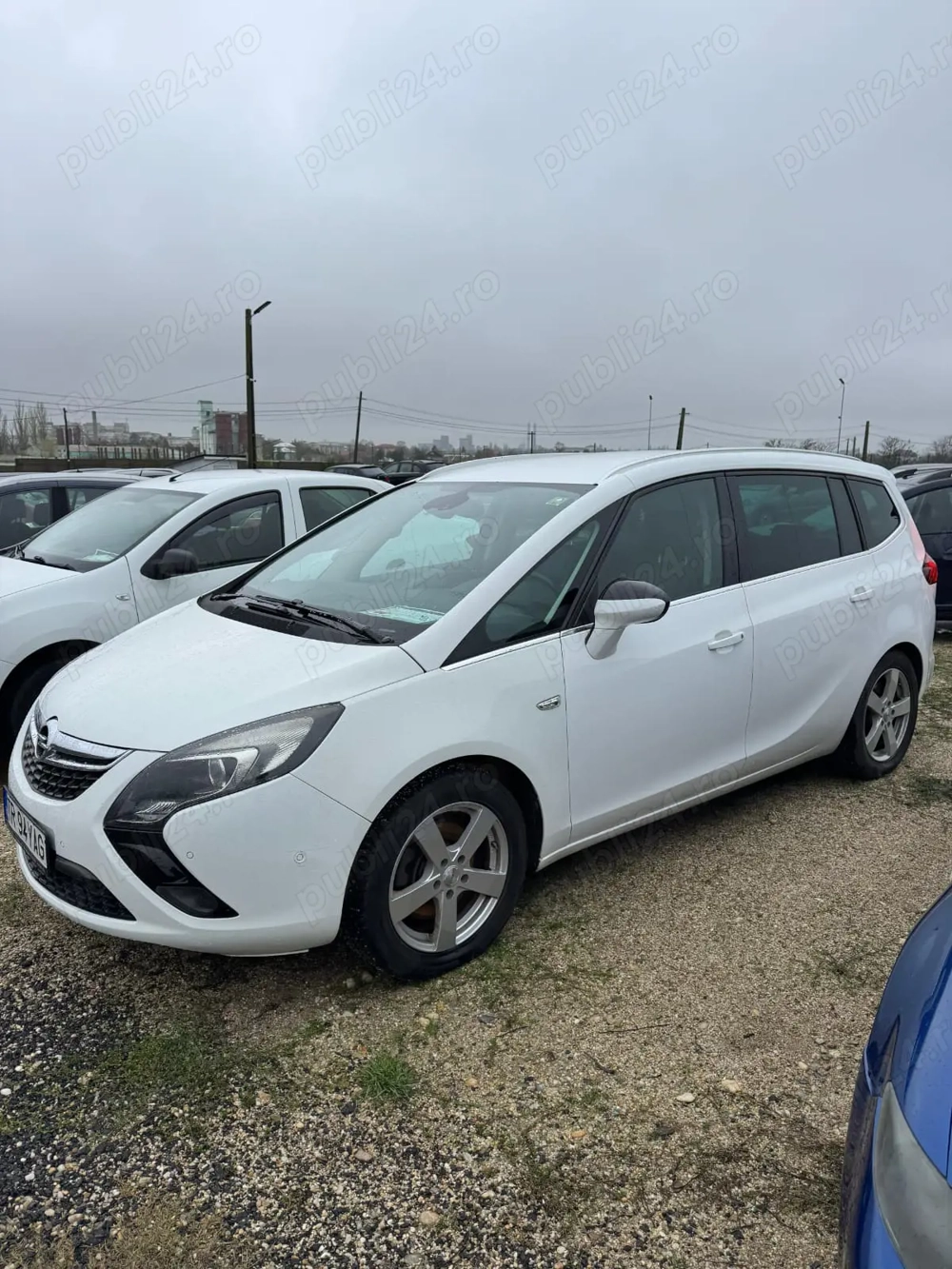 Opel Zafira Tourer 2012
