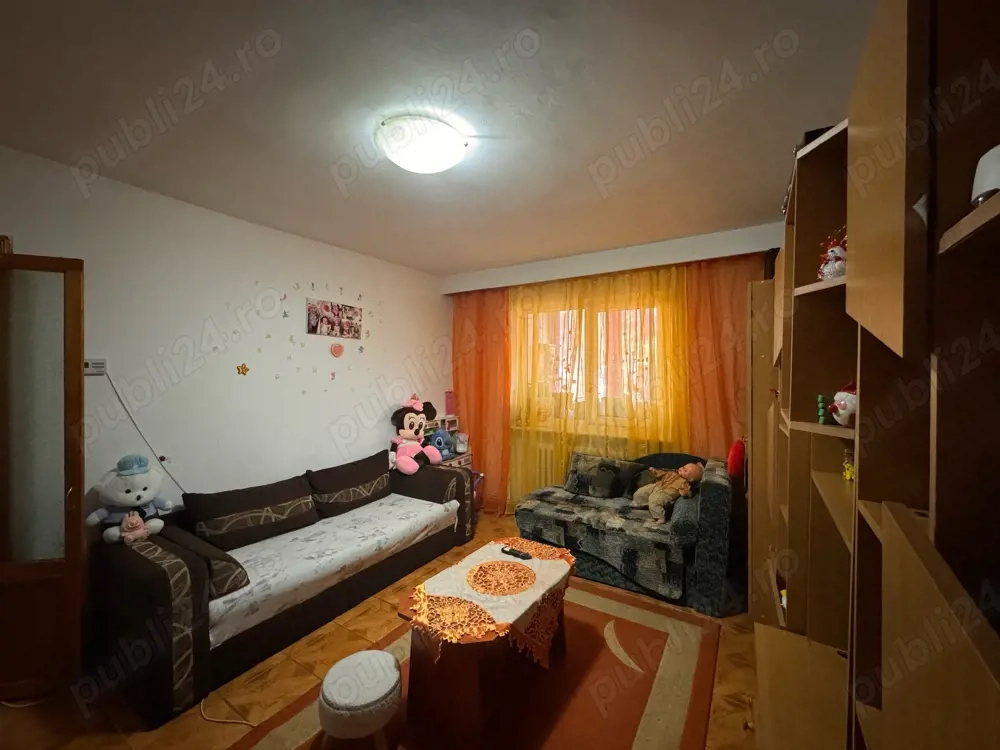 Ap.2 camere parter cu balcon  Motilor