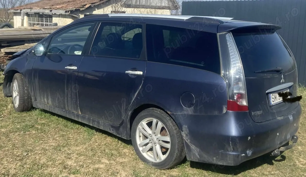 Mitsubishi Grandis 2010 Avariat