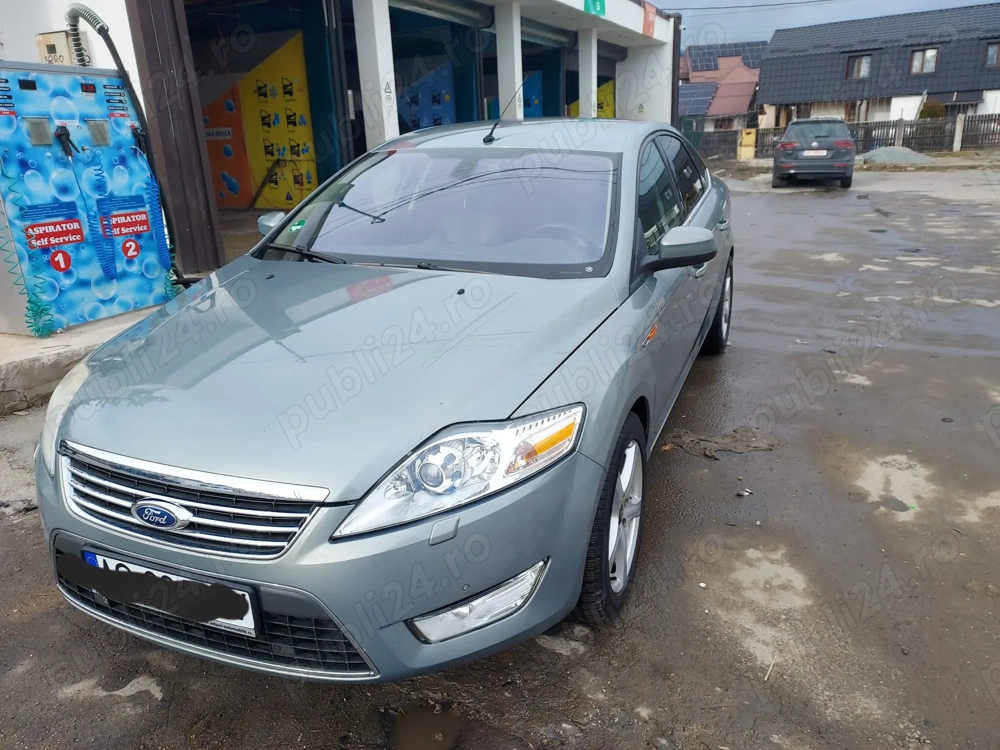  Ford ghia  cauta proprietar