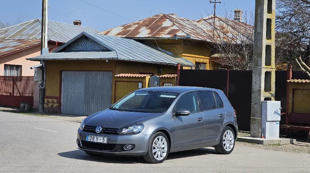 VW Golf 6 1.4TSI Highline SenzoriParcare DubluClima ÎncălzireScaune Bluethoot PilotAuto Euro5 