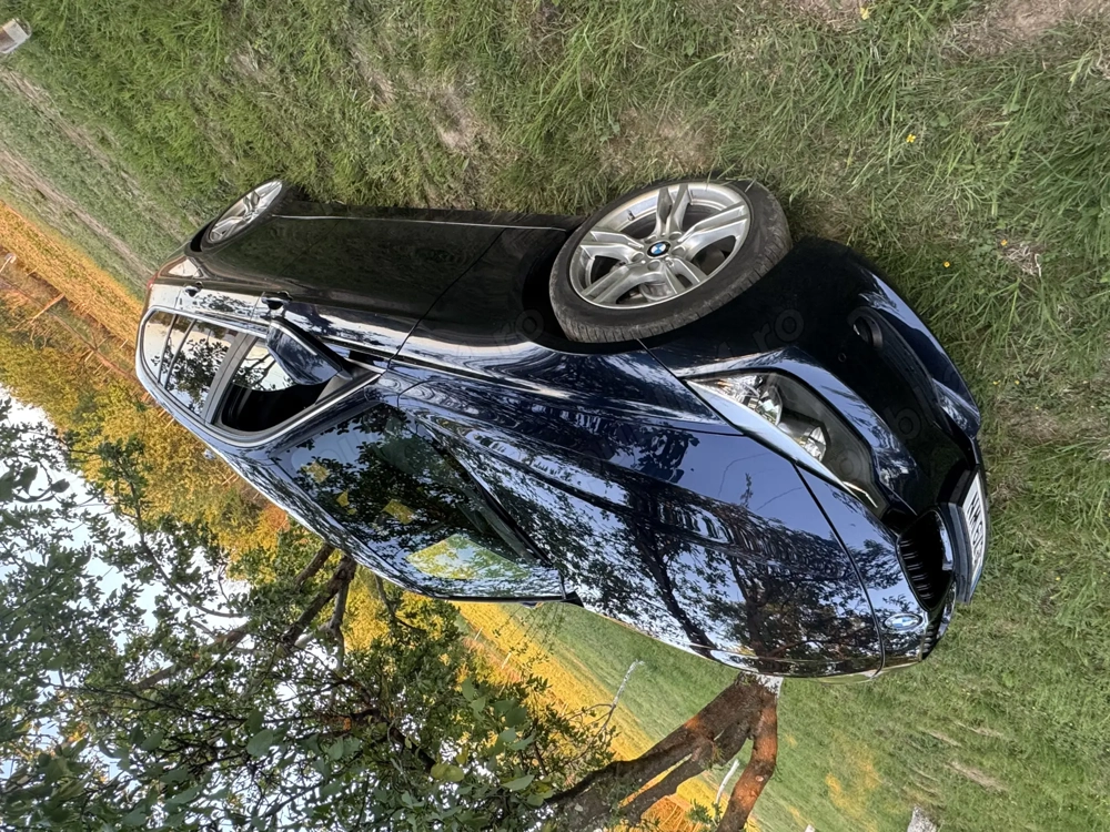 De vânzare seria 3 . 