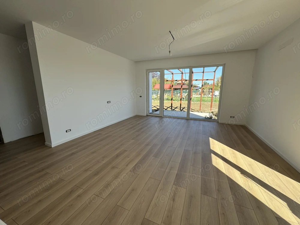 Strada asfaltata. Zona Cora . Finisat la cheie 