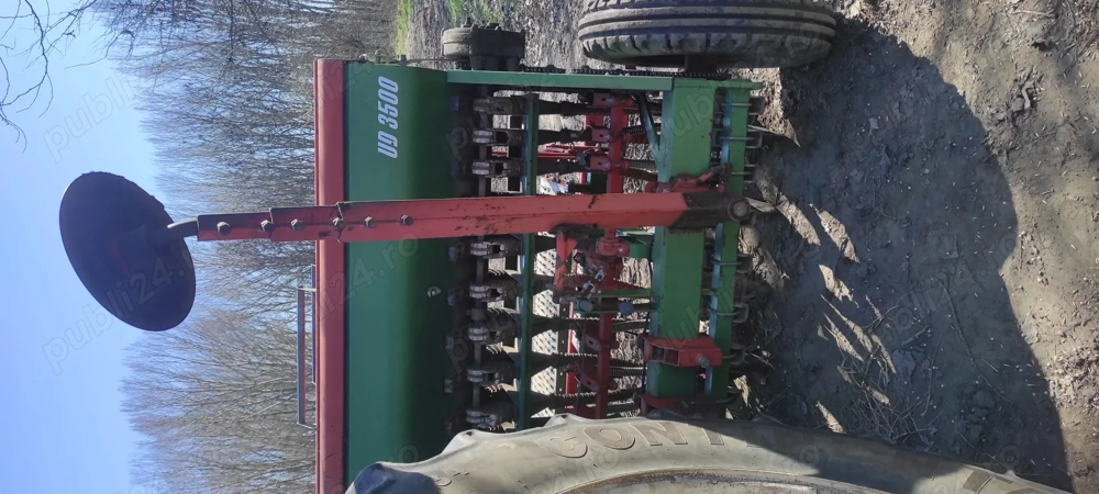 Semănătoare păioase Irtem fertilizare, stare foarte bună de funcționare !!  