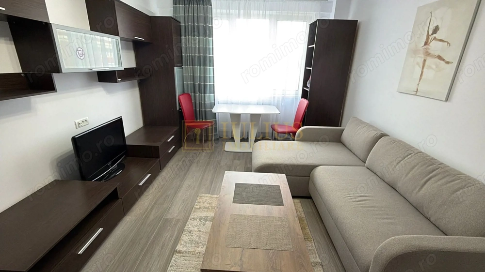 Ultracentral, 3 camere, centrală proprie-in spate la Louis Țurcanu