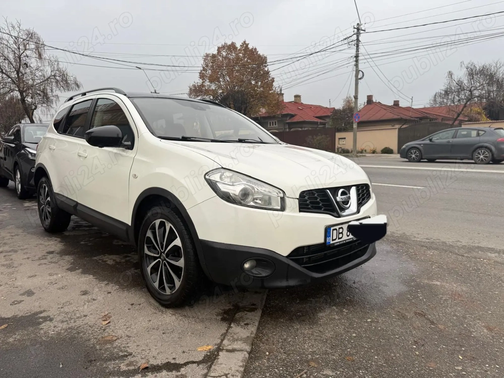 Nissan Qashqai 5+2 2013 ,1.6