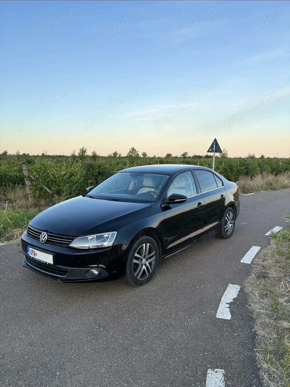 Volkswagen VW Jetta 1.6 TDI 2013 sedan