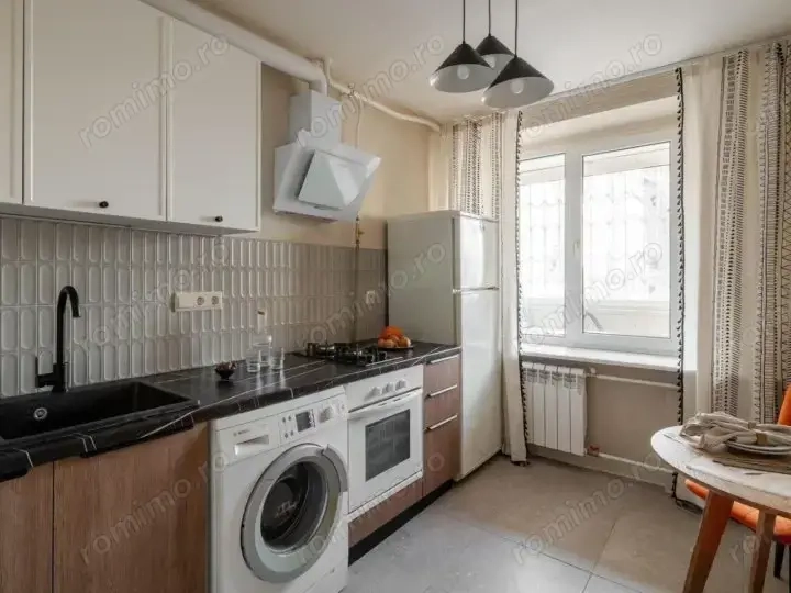 Apartament 2 camere in zona Sebastian