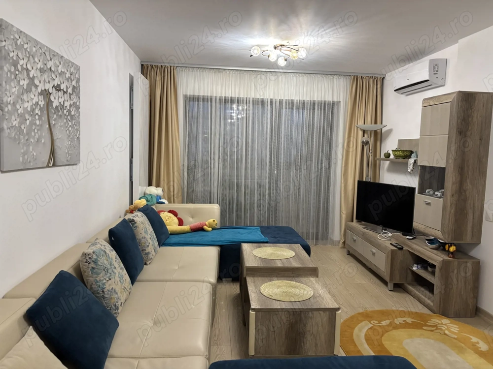 Vand apartament 2 camere Metrocity Academiei zona Panduri