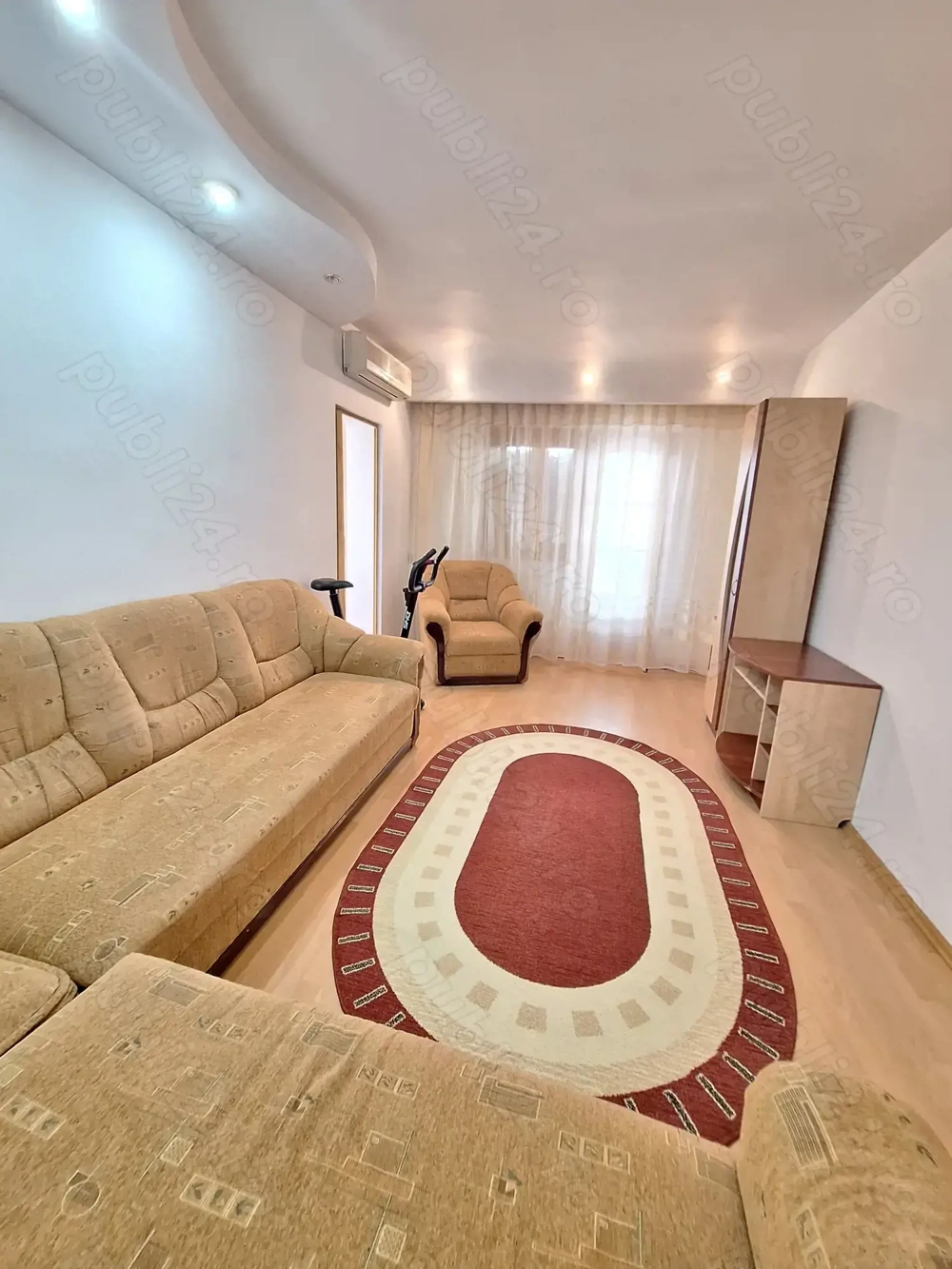 Inchiriere apartament cu 3 camere    Tiglina 1