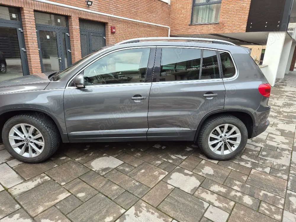 vand tiguan 2012