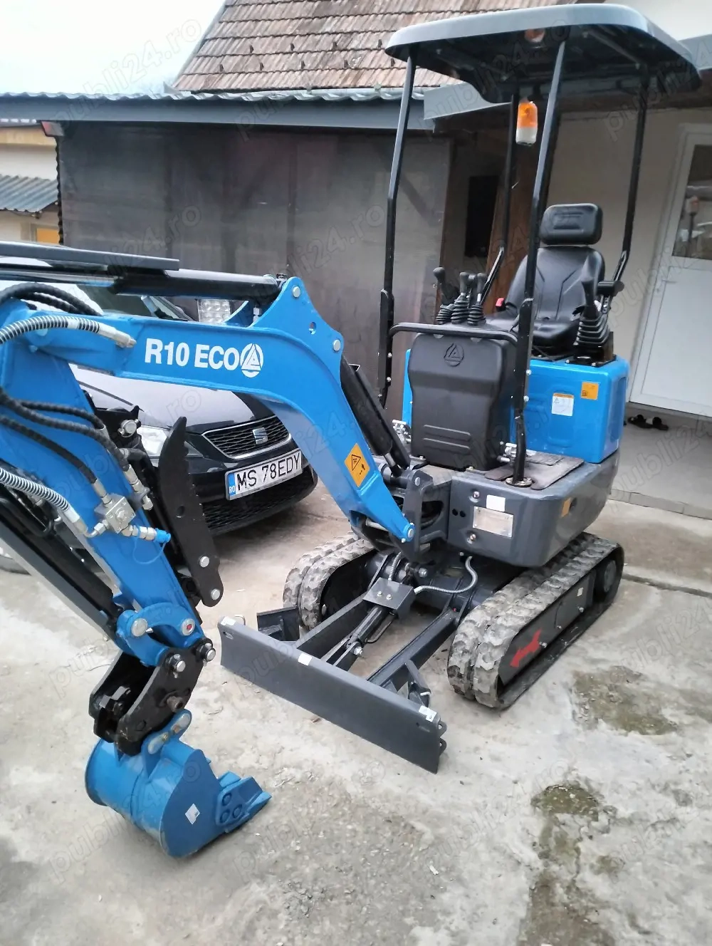 Efectuez lucrări de excavare 