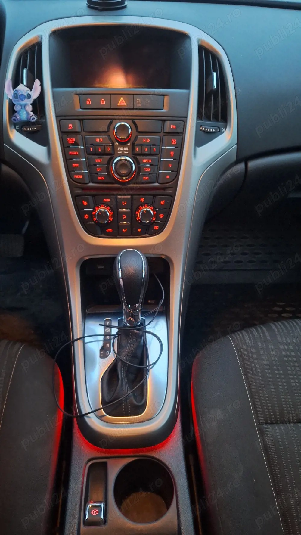 opel astra j 2011