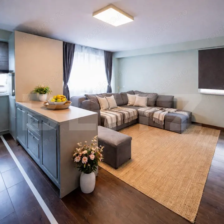 Apartament cu 3 camere, 2 bai, 66 mp /zona Tractorul