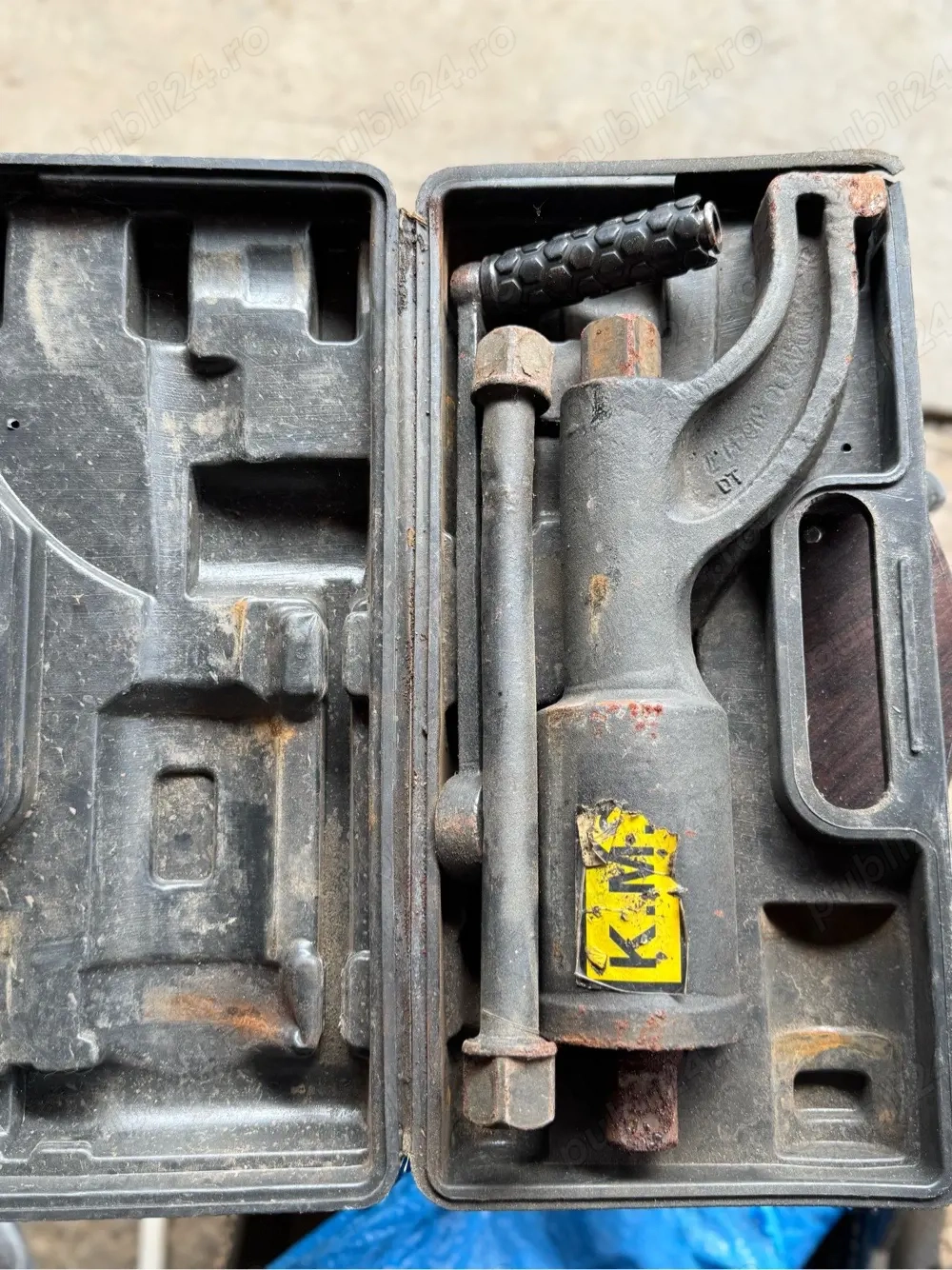 Reductor camion de vanzare