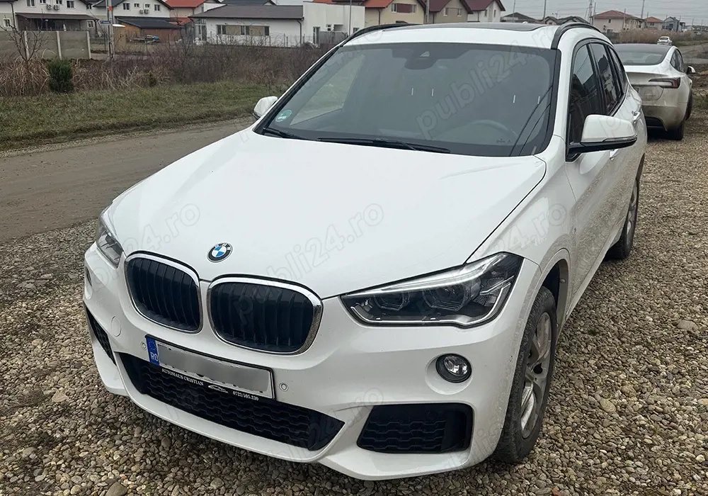 BMW X1 xDrive 18d M Sport | 150 CP | Automată | Trapa | Scaune electrice