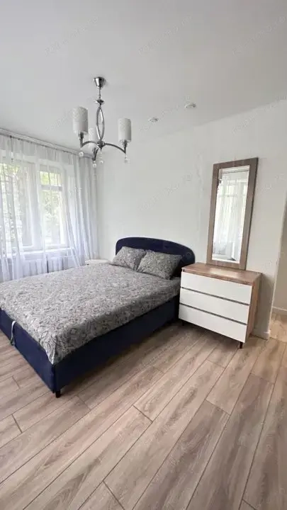 Garsoniera zona Titan