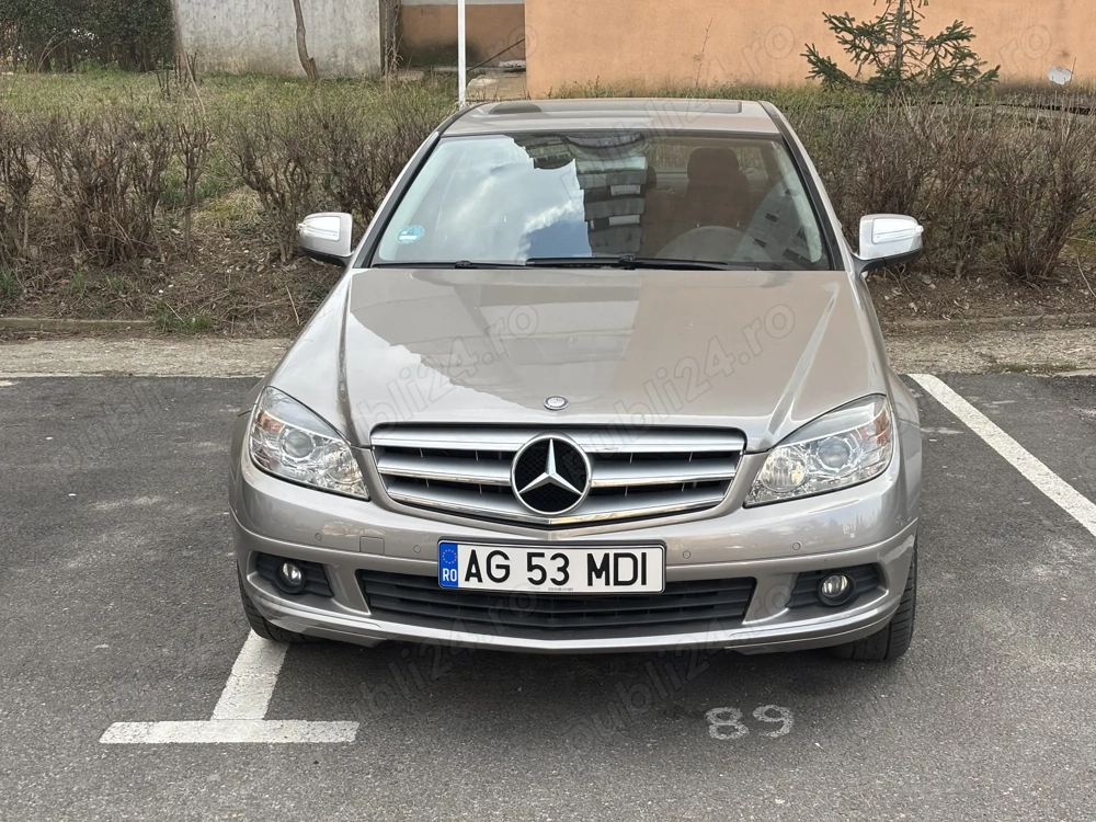 Vând Mercedes C 200 kompressor 