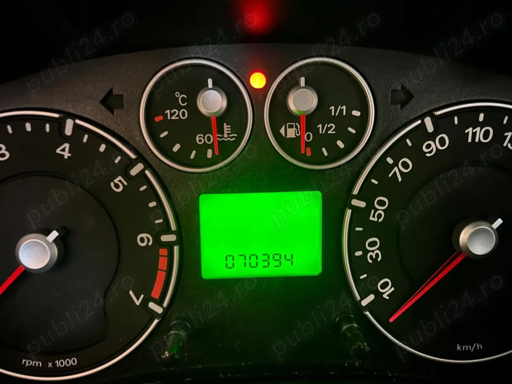 Vând Ford Fiesta 2007 1.4 benzină 70.000 km unic proprietar garaj-perfectă