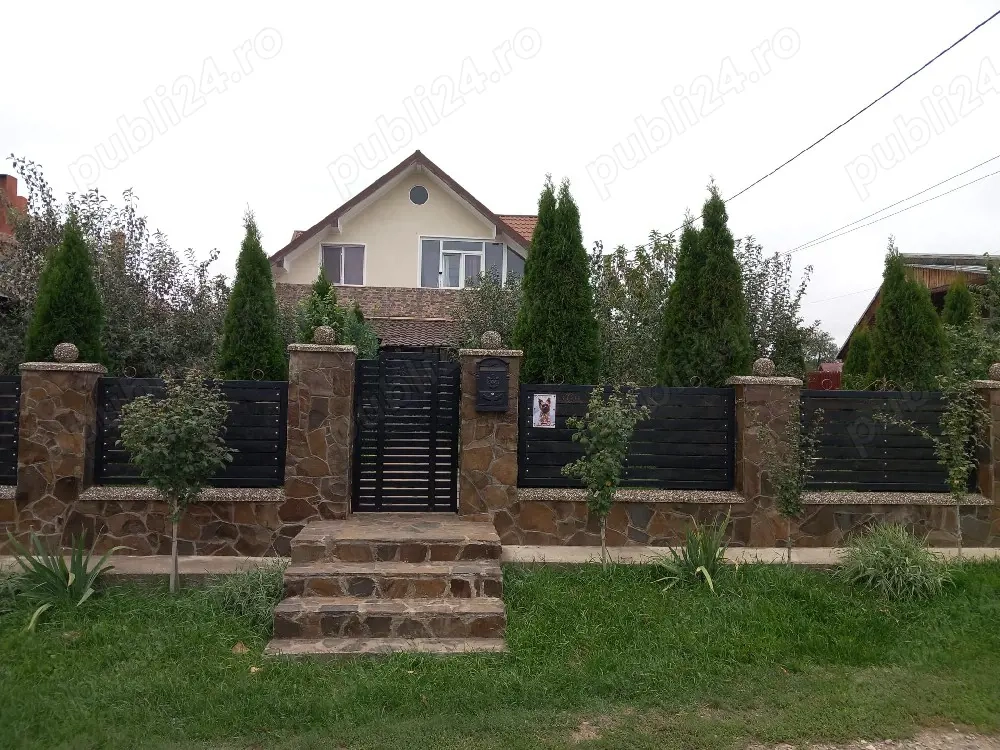 Casa cu etaj Dochia