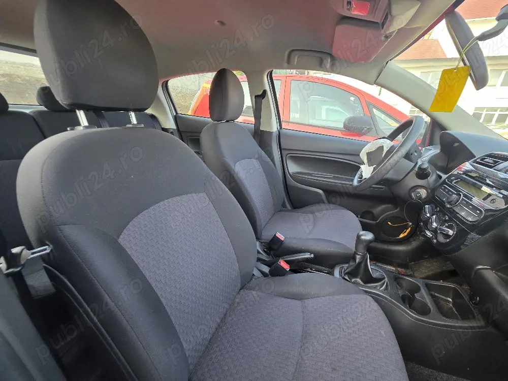 Dezmembrez Mitsubishi Space Star