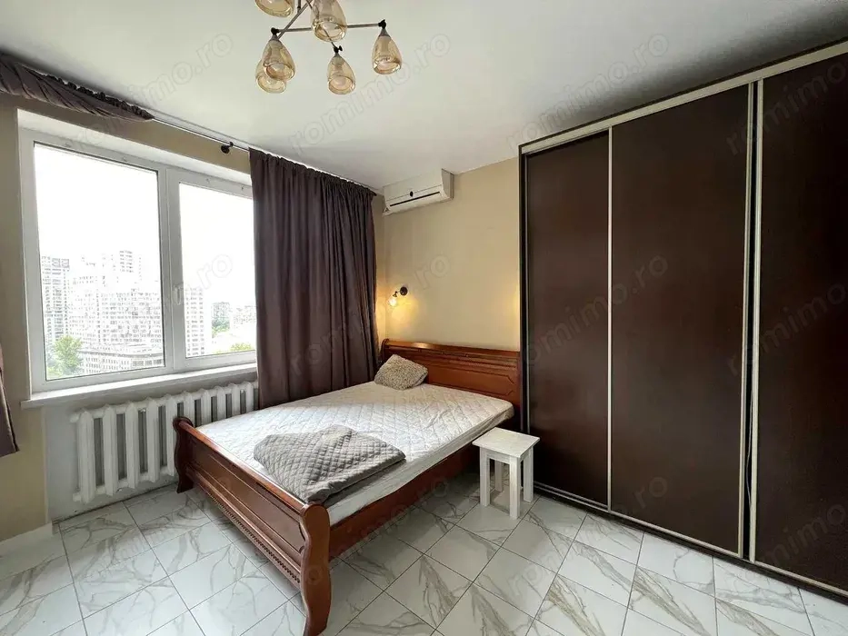 Garsoniera zona Obor