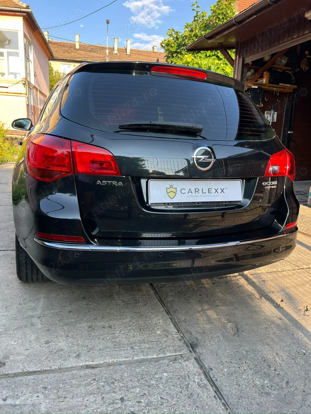 De vanzare Opel astra j sport tourer 2015