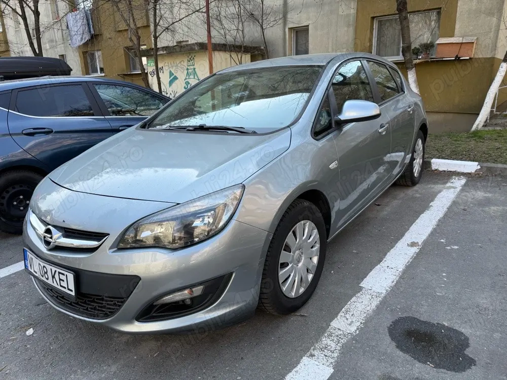 Opel Astra J