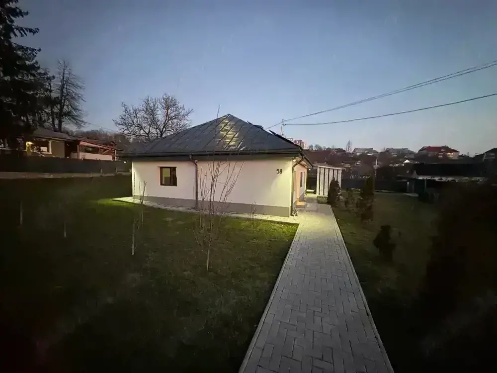 Casa complet renovata 2024 