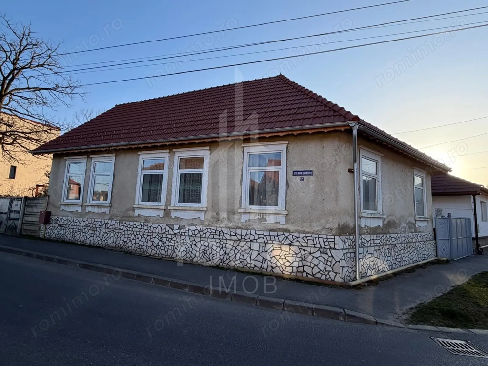 Casa cu teren de vânzare în Ocna Sibiului – zona Vis-a-Vis de Ștrand